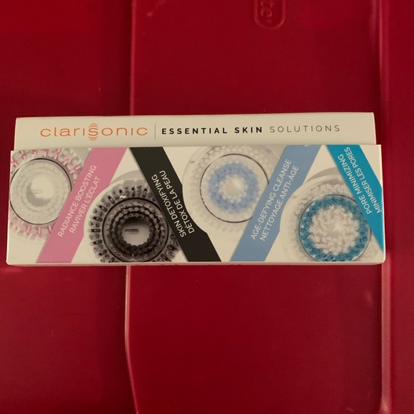 Clarsonic Other - Clarisonic skin solutions,4 pack Replacement Heads